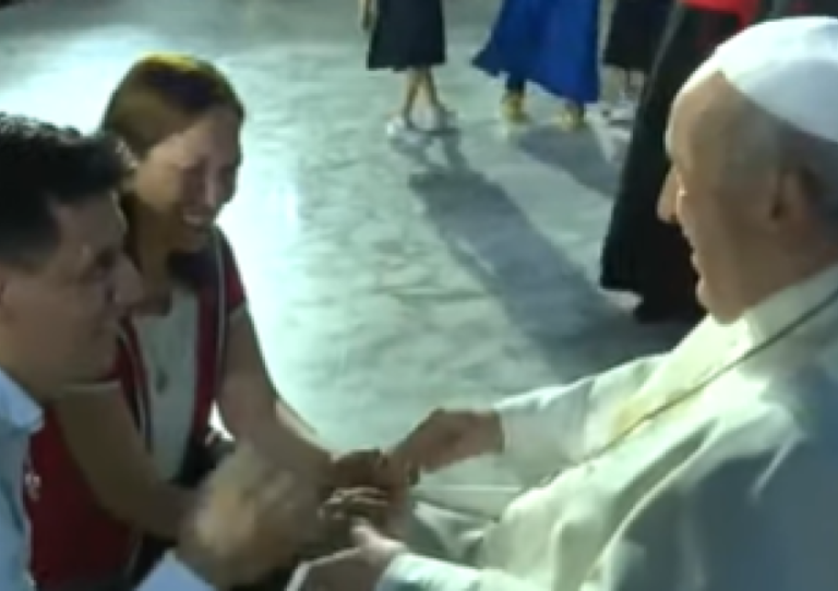 Lee más sobre el artículo ENCUENTRO MUNDIAL DE FAMILIAS: EL PAPA EXHORTÓ A LAS FAMILIAS A DEJARSE TRANSFORMAR POR EL SEÑOR.
